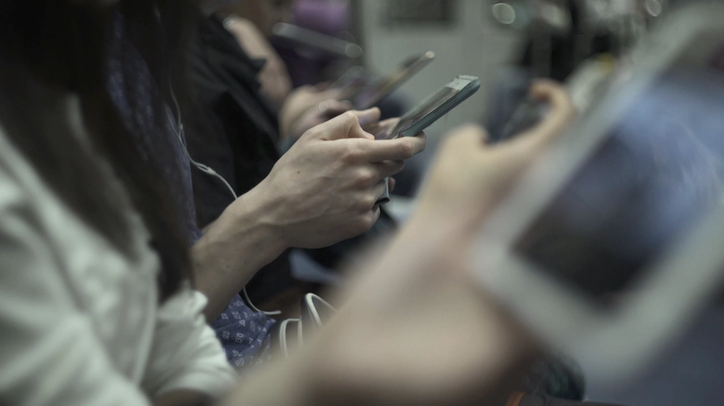 Od 2026 roku zapłacisz więcej za smartfona… bo możesz być złodziejem.
